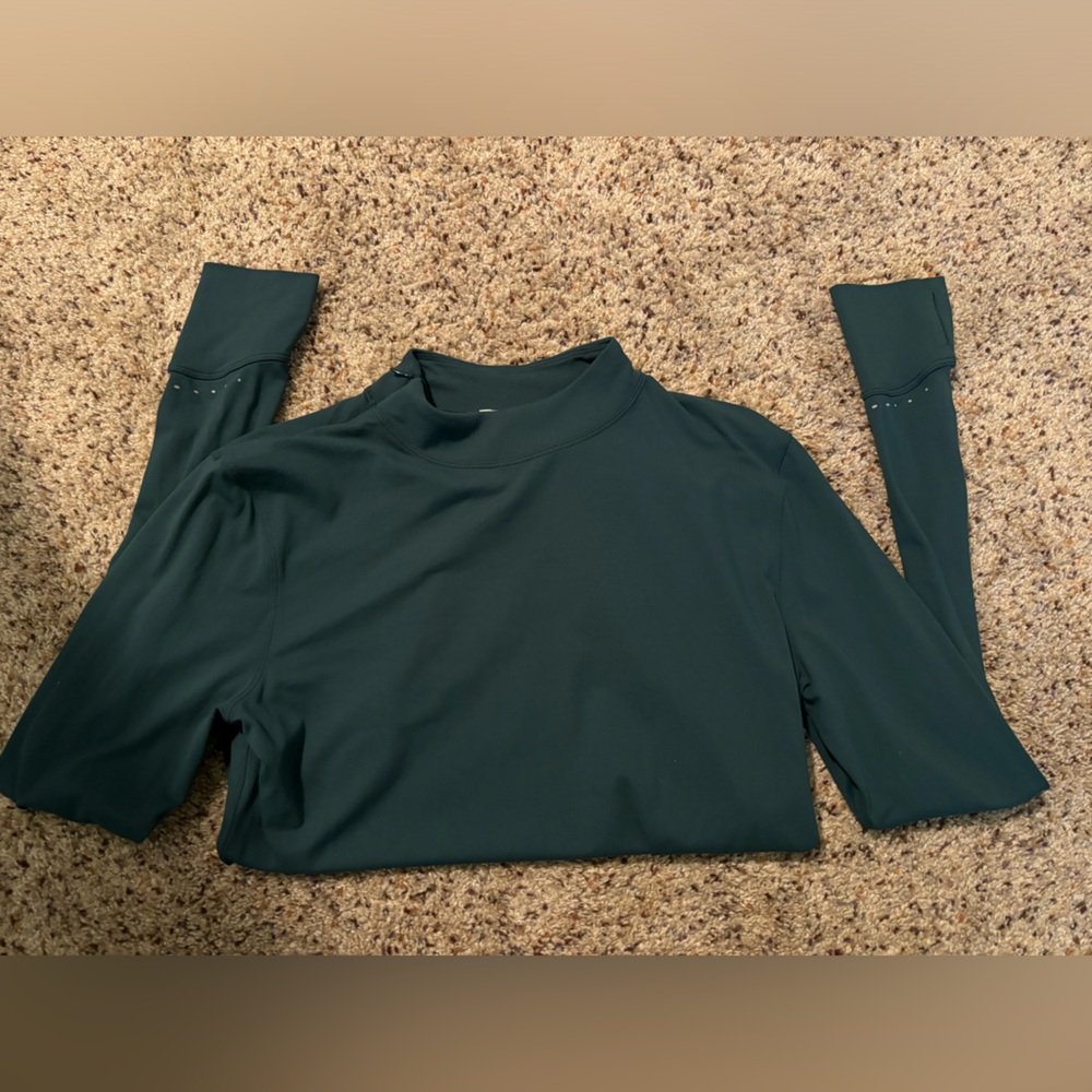 Lululemon running long sleeve. Worn once.